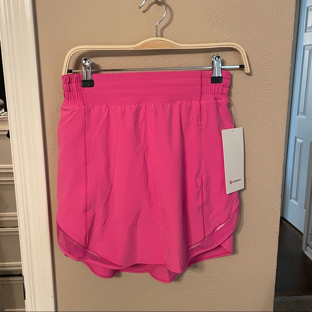 NWT Lululemon Pink Hotty Hot Skirt Long Size 4